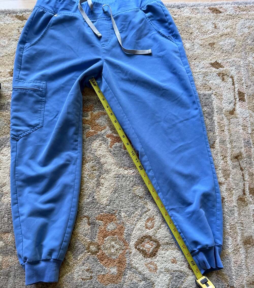 FIGS Zamora Jogger Scrub Pants Medium Petite Ceil Blue
